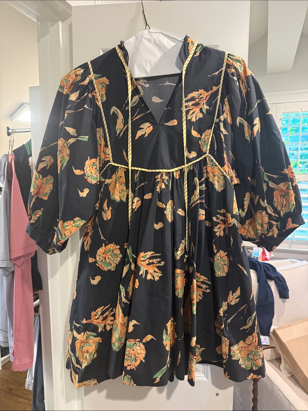 entro Black Floral Mini Dress with Puff Sleeves